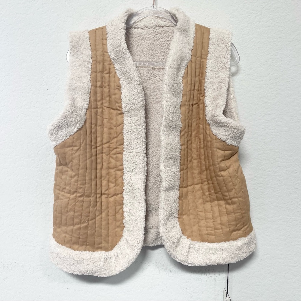 SPELL Belladonna Reversible Faux Shearling Vest Tan Size Small - Picture 3 of 6